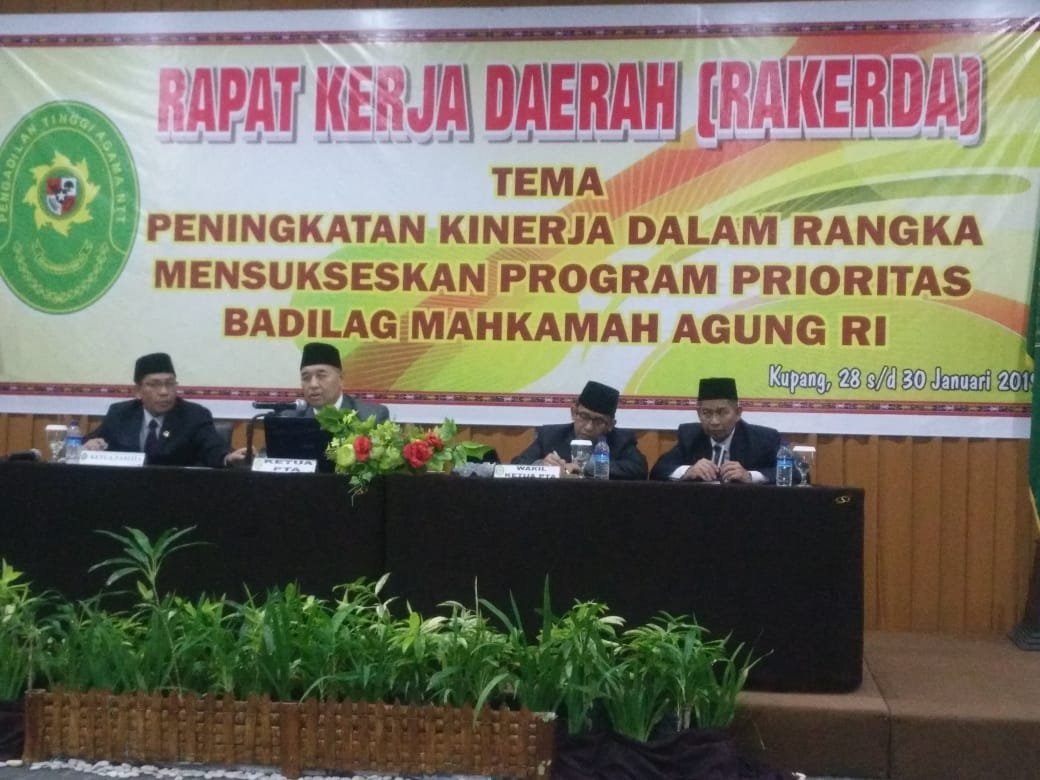 Pembukaan Rakerda NTT